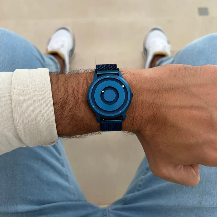 Reloj Magneto