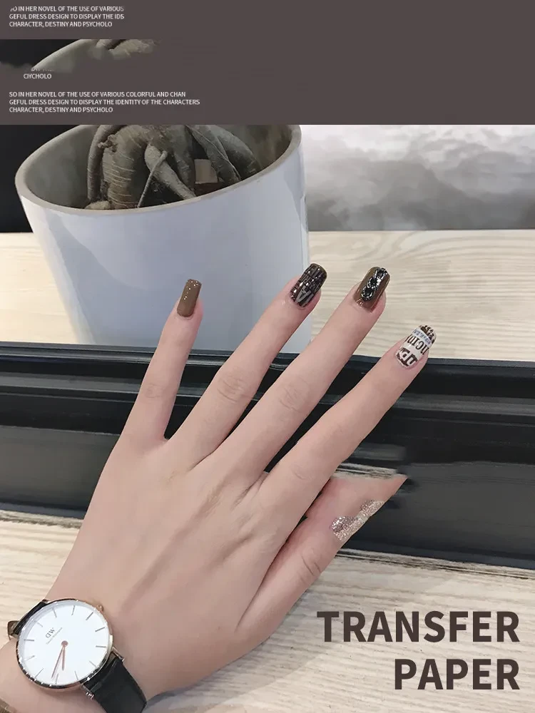 Revista de papel de transferencia de uñas de estilo japonés con letras en inglés y estrellas