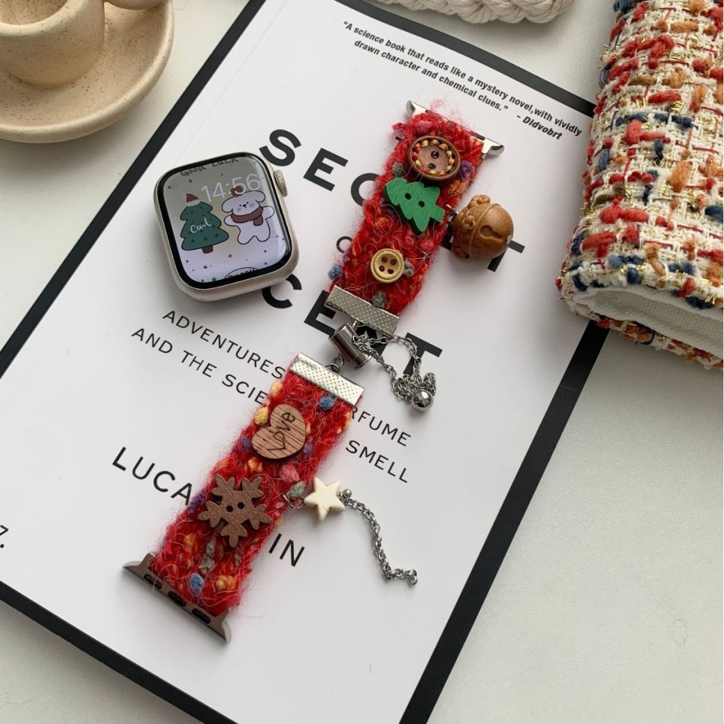 Pulsera de peluche navideña con ambiente otoñal e invernal
