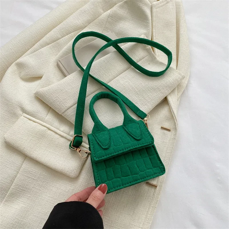 Bolsos pequeños casuales y sencillos nuevos de primavera