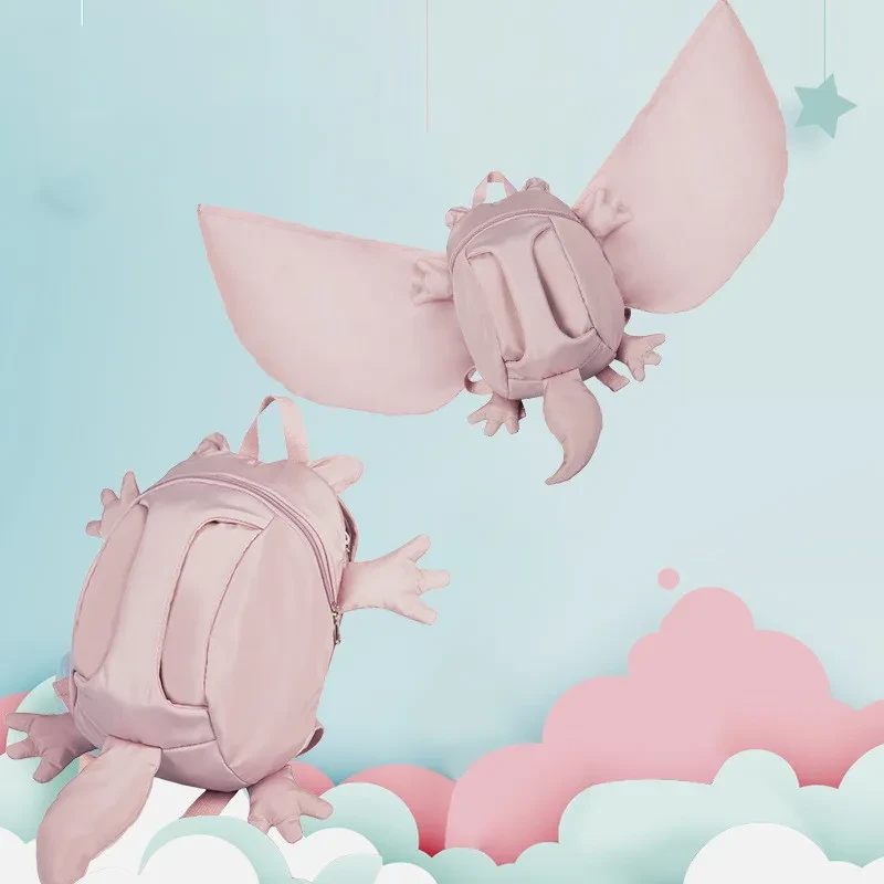 Mochila pequeña con diseño divertido de dibujos animados para niños, ideal para viajes y aperitivos.