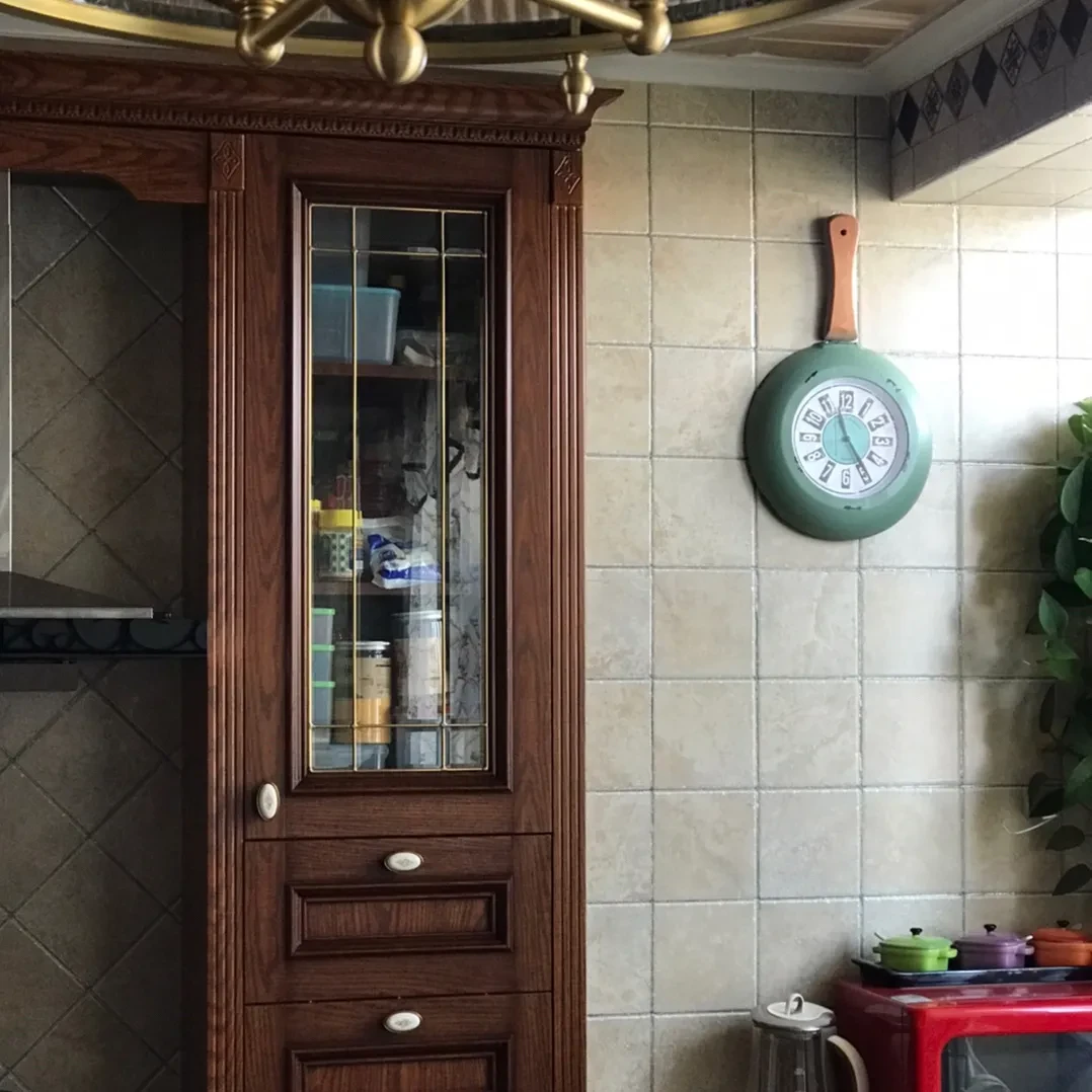 Reloj de pared personalizado con sartén para cocina, silencioso