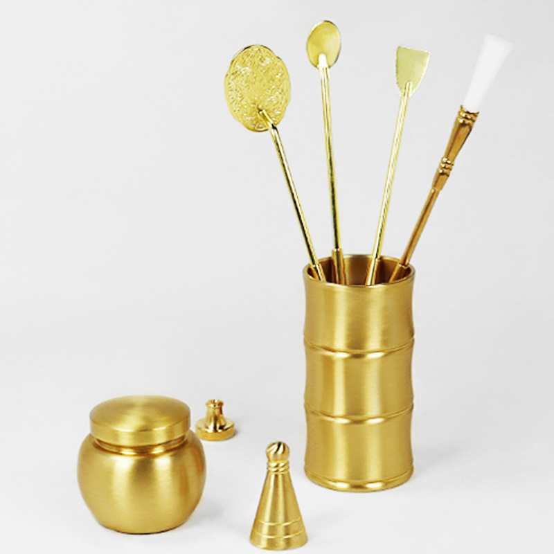 Caja de regalo con juego de incienso de cobre