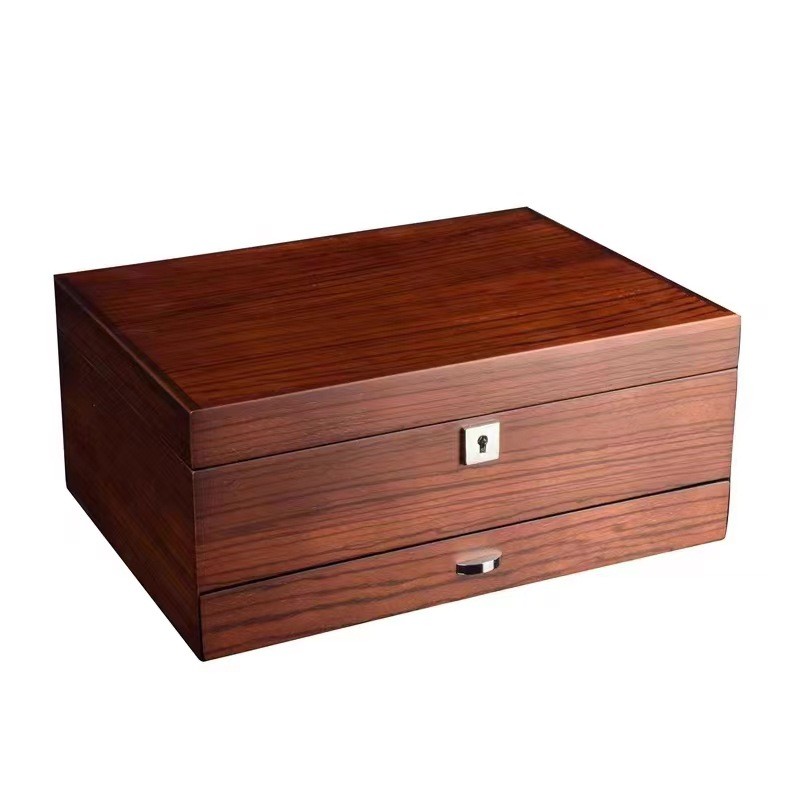 Joyero de franela con cajón de chapa Ugyen y pintura mate