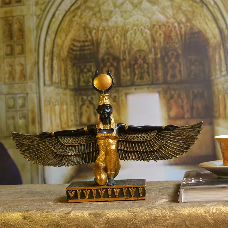 Adornos decorativos para el estudio de la diosa egipcia Isis