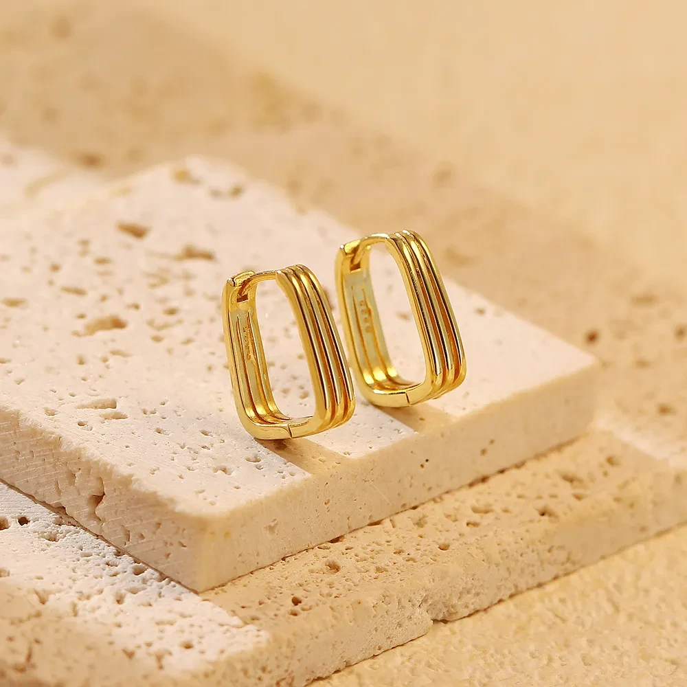 Pendientes geométricos delicados de plata para mujer