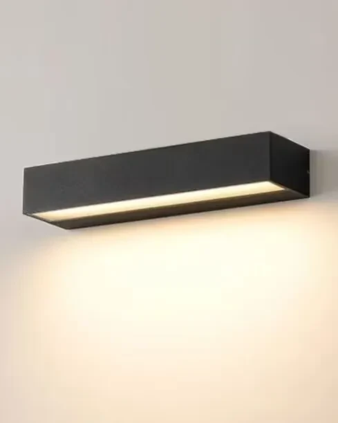 Lámpara de pared impermeable y larga para exteriores