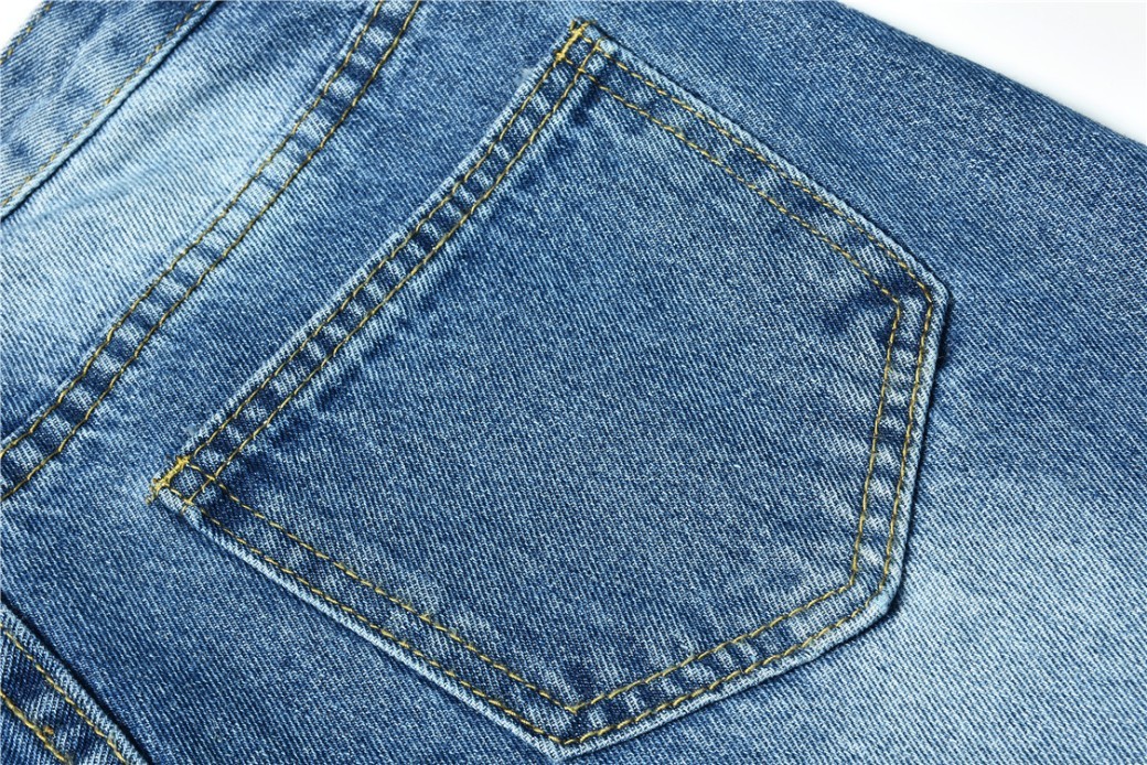Vaqueros rotos con personalidad para mujer