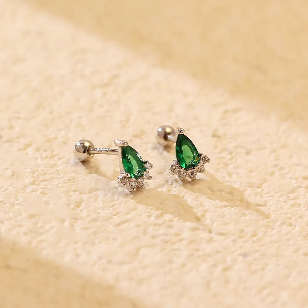 Pendientes de plata con esmeralda y diamante