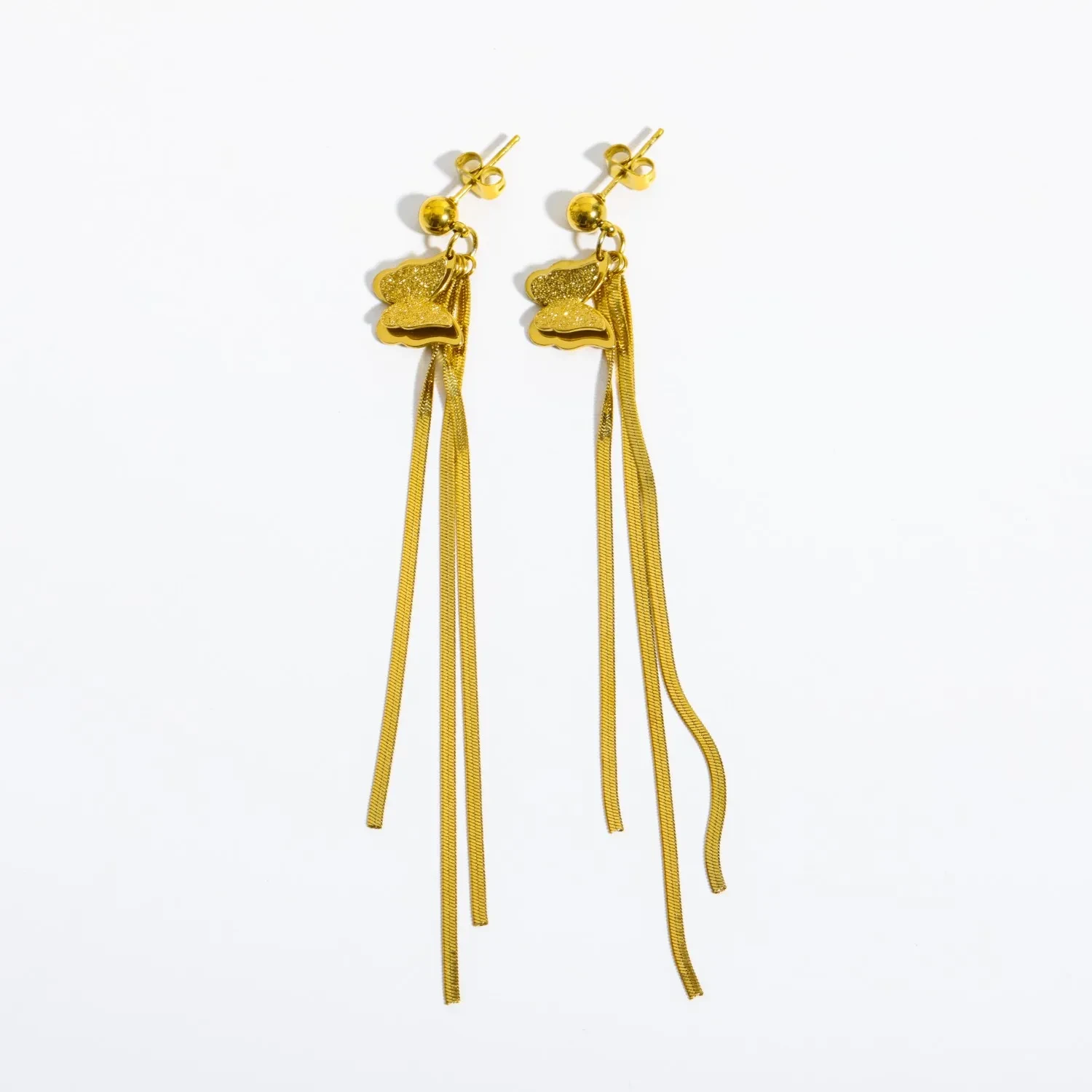 Pendientes de mariposa de lujo de acero inoxidable con diseño de alas Mori chapados en oro de 18 quilates y protección de color.