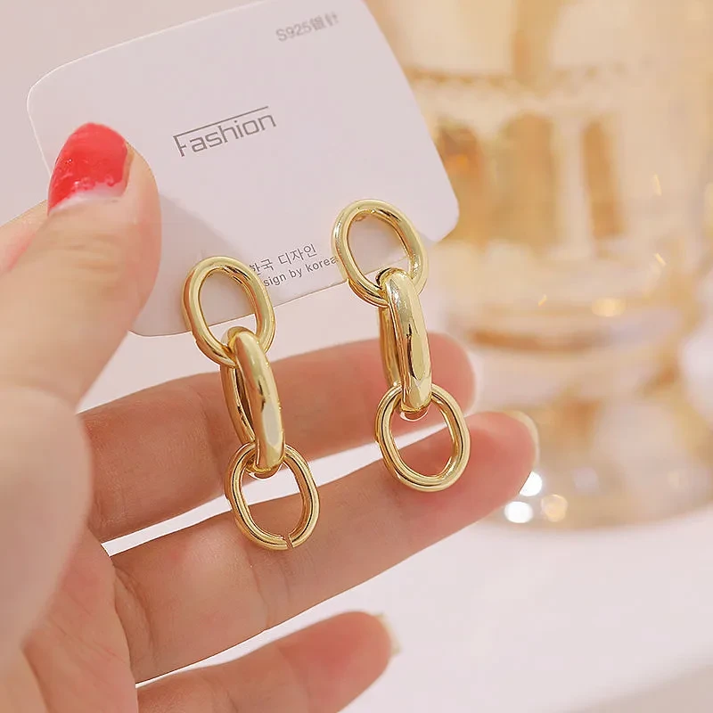 Pendientes de cadena con diseño personalizado