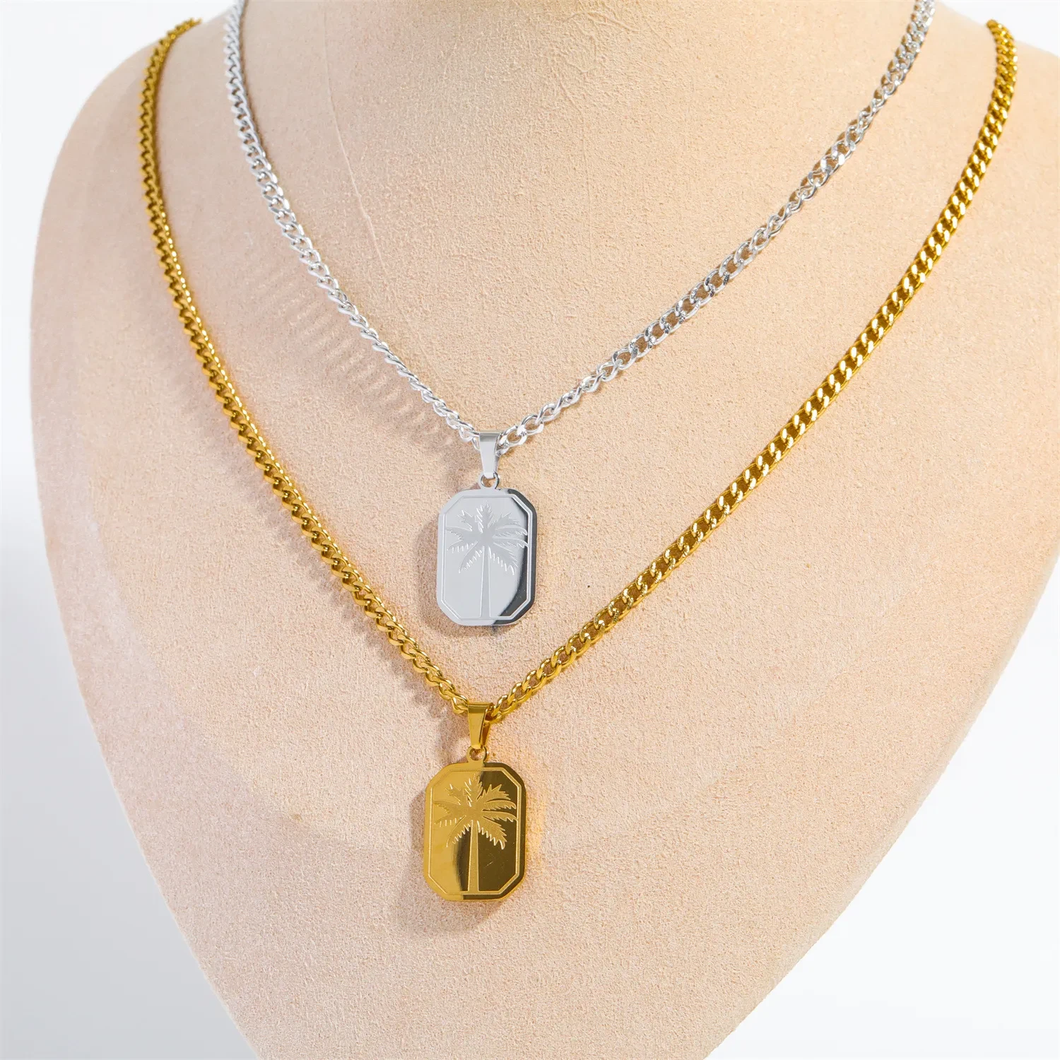 Collar con colgante cuadrado de hoja de palma de acero inoxidable, cadena de suéter de moda