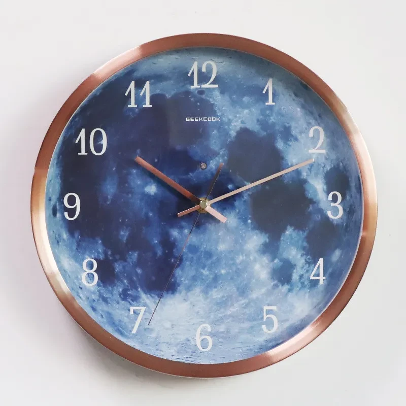 Reloj de pared de 12 pulgadas para decoración del hogar, diseño de luna azul, con control de sonido, luminoso, sencillo, moderno, silencioso, estilo gótico.