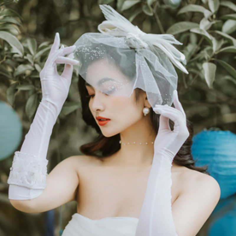 Tocado de novia hecho a mano con hilo de seda y cuentas, accesorios para el cabello