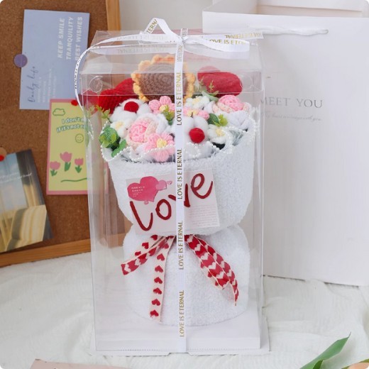 Regalo de cumpleaños de San Valentín: Rosa roja terminada creativa