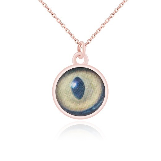 Collar de iris personalizado con foto de ojo: un regalo único para tus seres queridos.