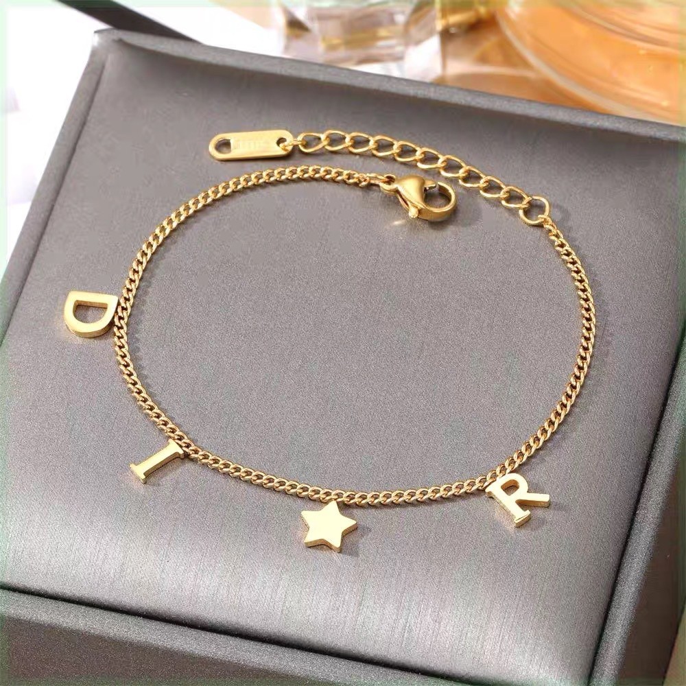 Pulsera con colgante de estrella y letra de nueva moda de Corea