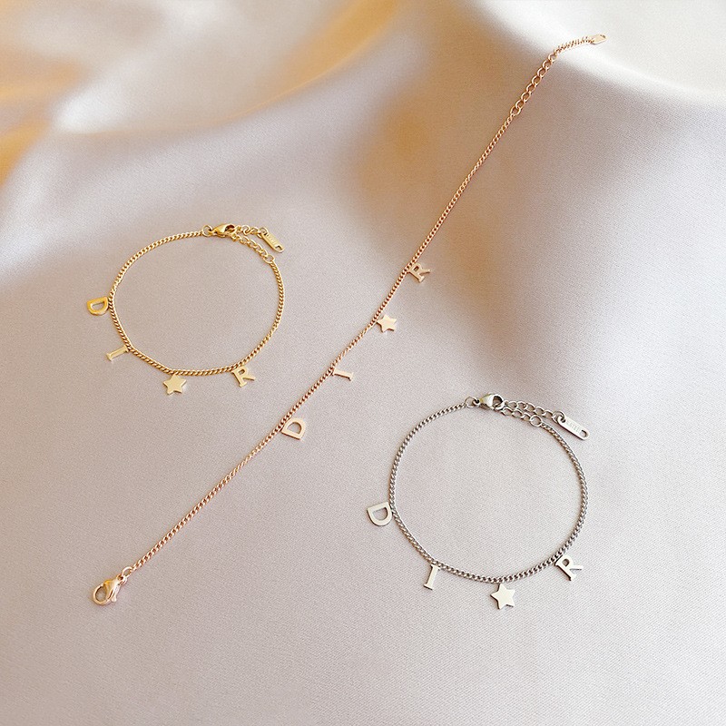 Pulsera con colgante de estrella y letra de nueva moda de Corea