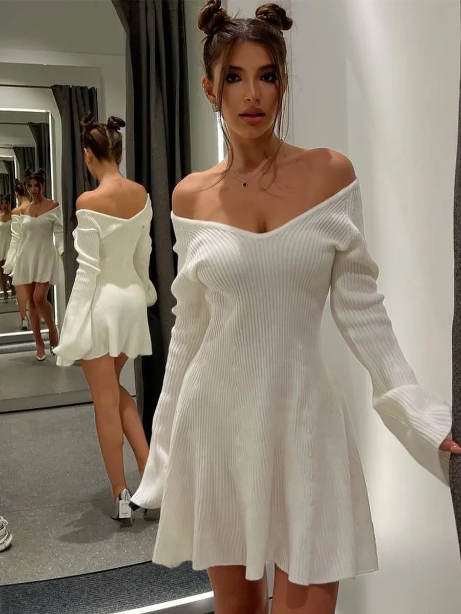 Vestido de punto sexy ajustado con cuello en V y manga larga