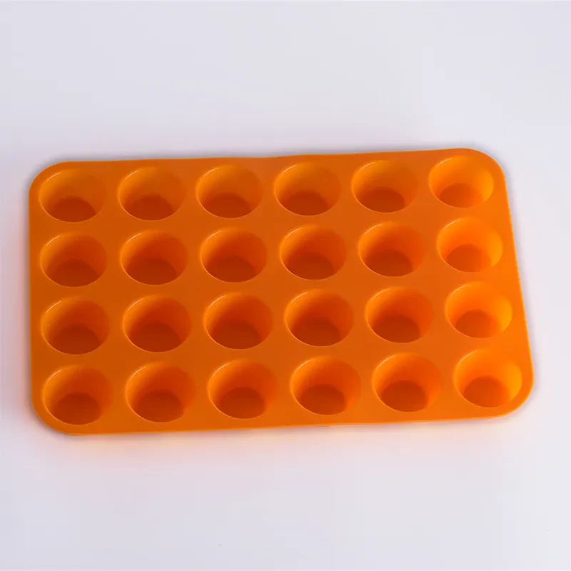 Molde redondo de silicona para tartas de 24 agujeros