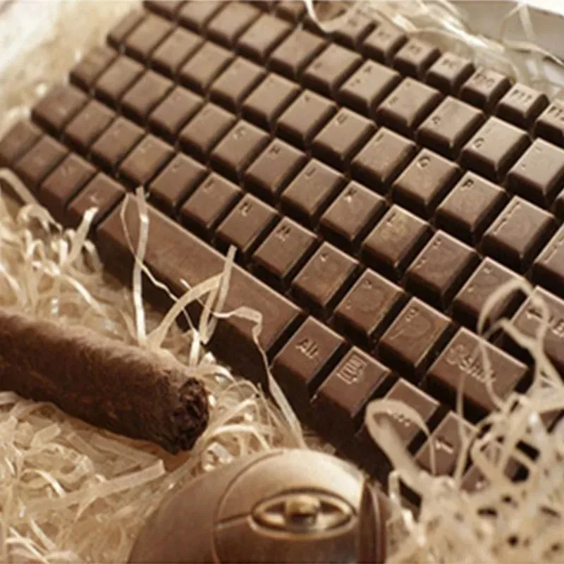 Molde de teclado creativo de chocolate