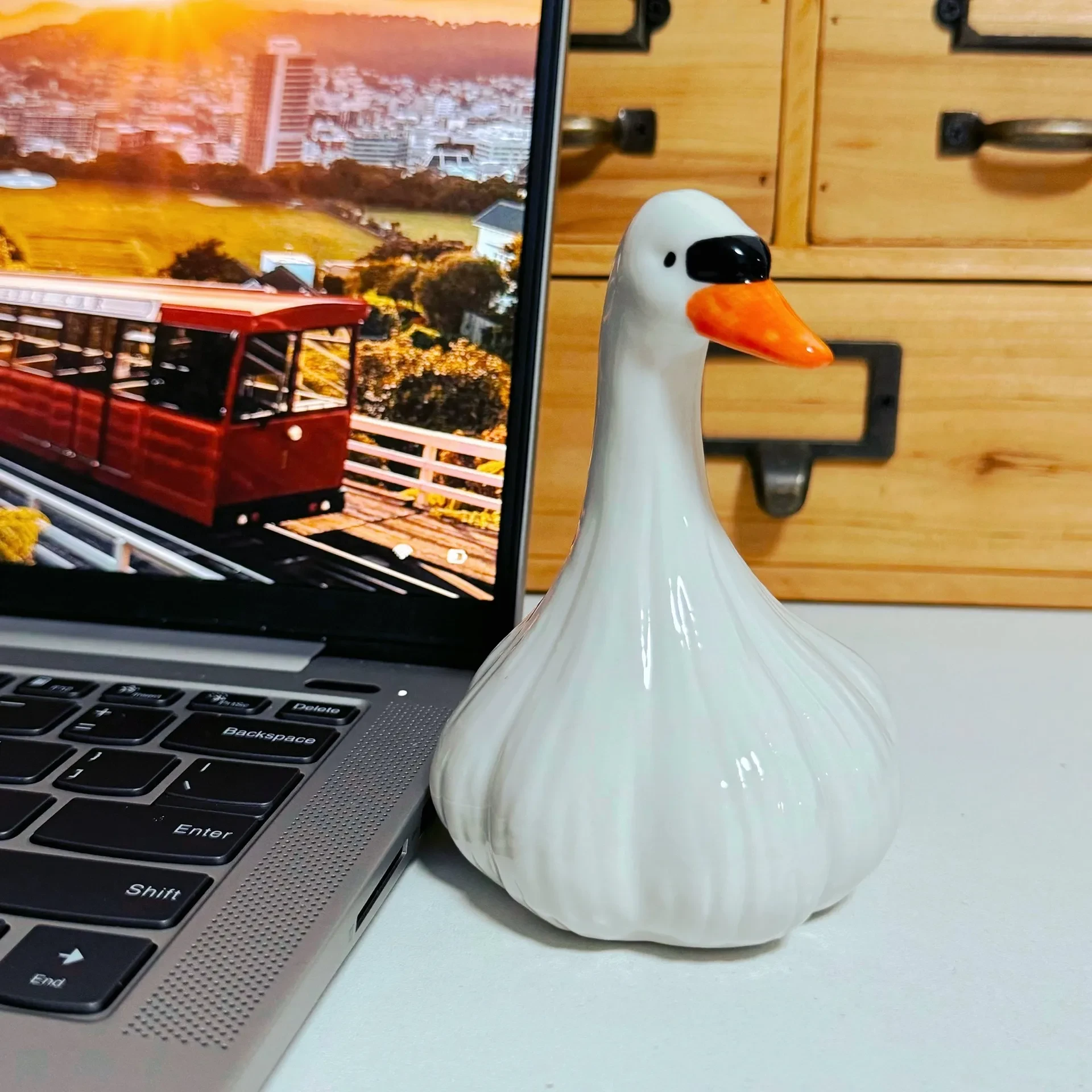 Adornos de escritorio creativos de cerámica con forma de pato curativo