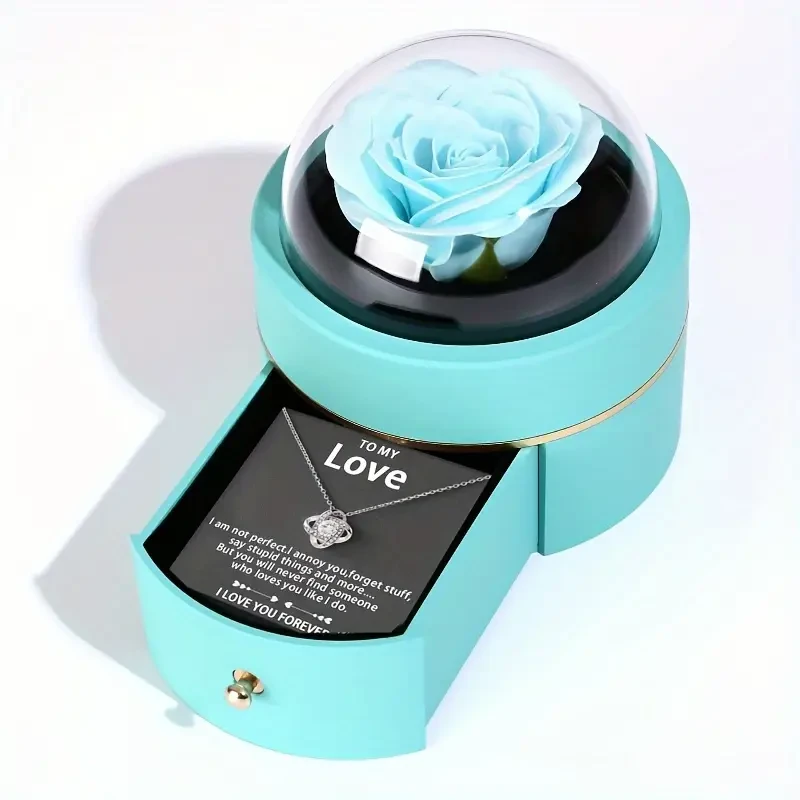 Un conjunto de caja de regalo con collar Everose