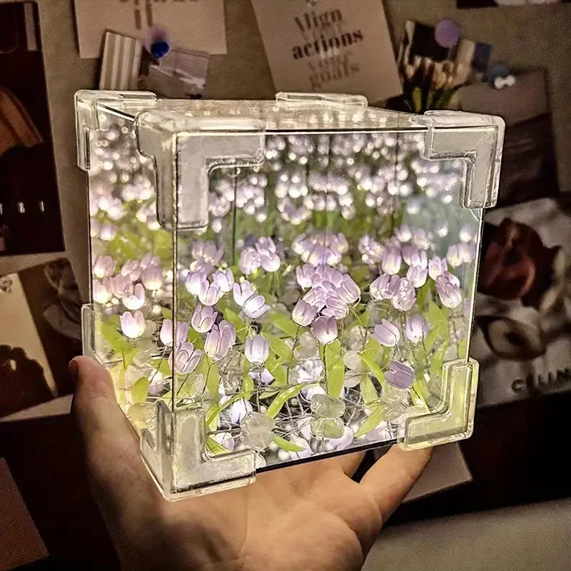Caja de luz nocturna LED con forma de tulipán