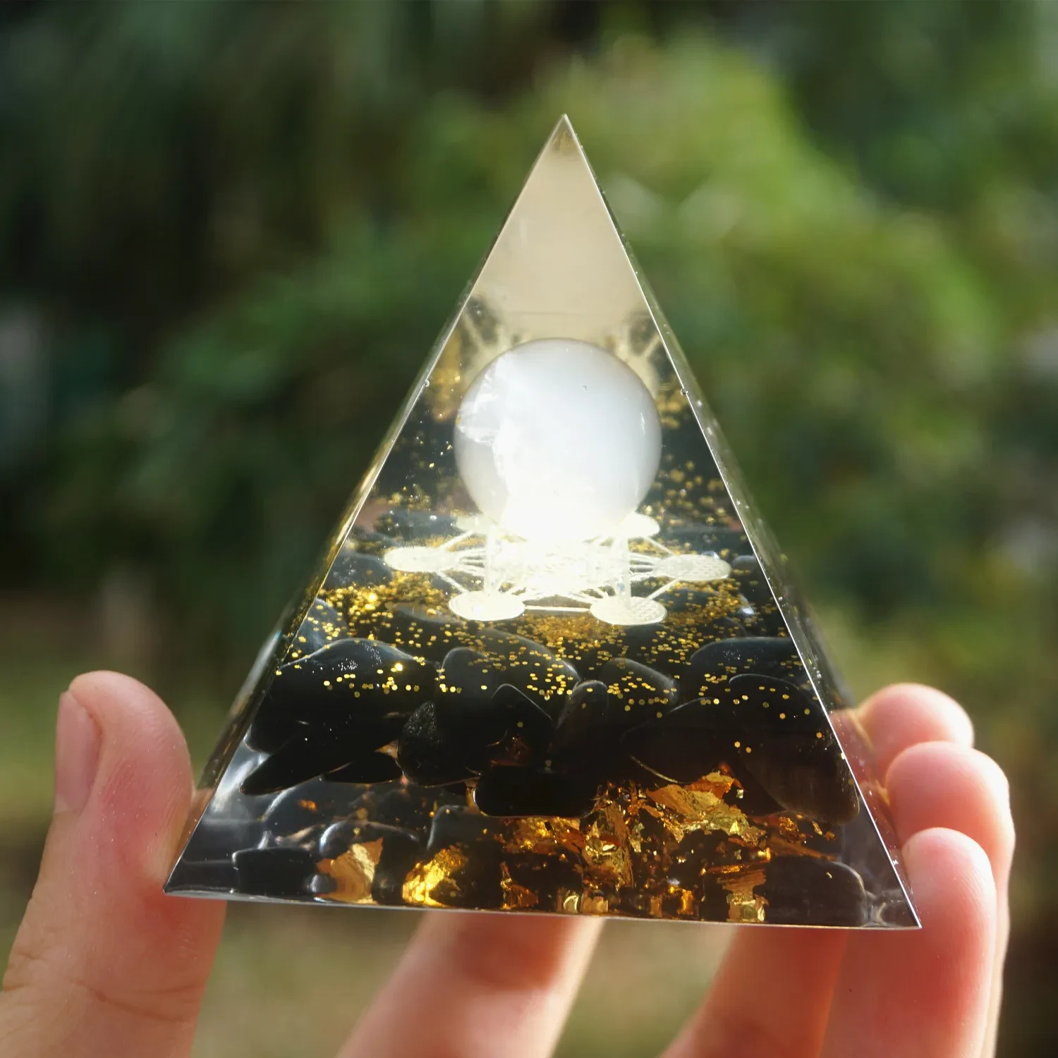Adornos de la Pirámide de Ogan: Torre de energía de grava de cristal natural