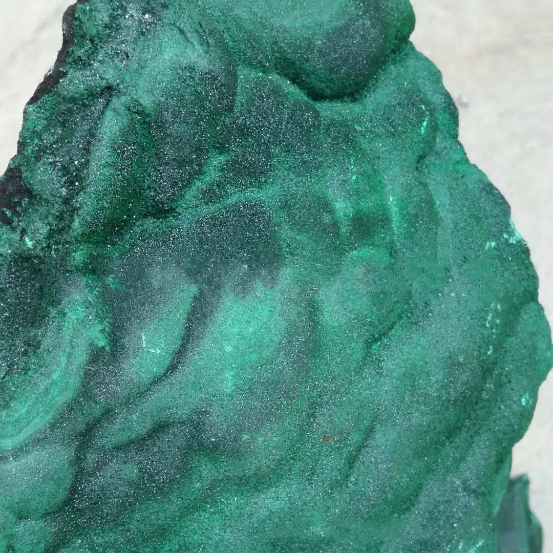 Venta directa de fábrica de malaquita natural en bruto, piedra fénix, color verde esmeralda, piedra ornamental en bruto, venta al por mayor.
