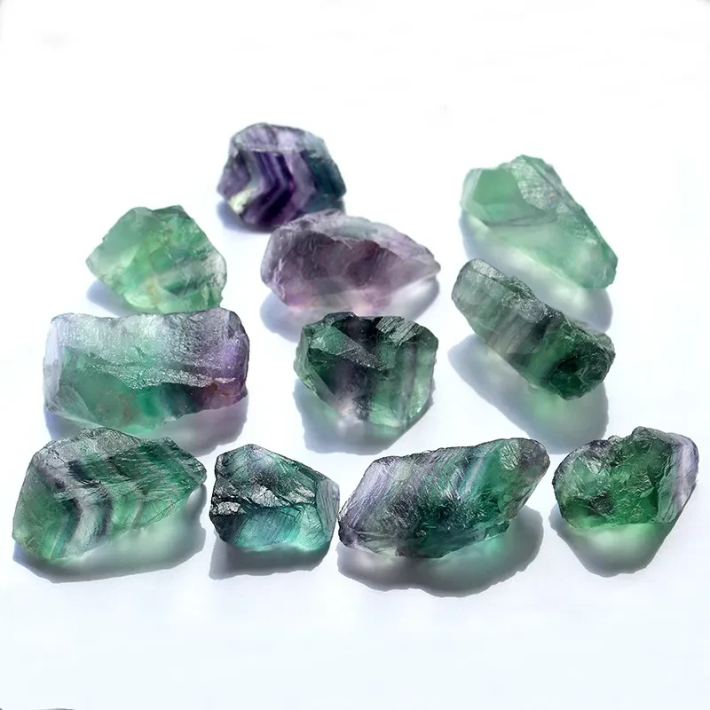 Adornos de piedra bruta de fluorita natural con piedra de poder cristalino