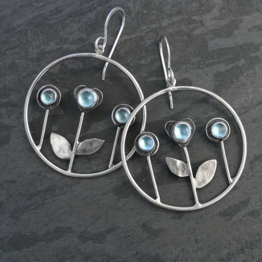 Pendientes redondos con incrustaciones de cristal y flores decorativas vintage de estilo bohemio