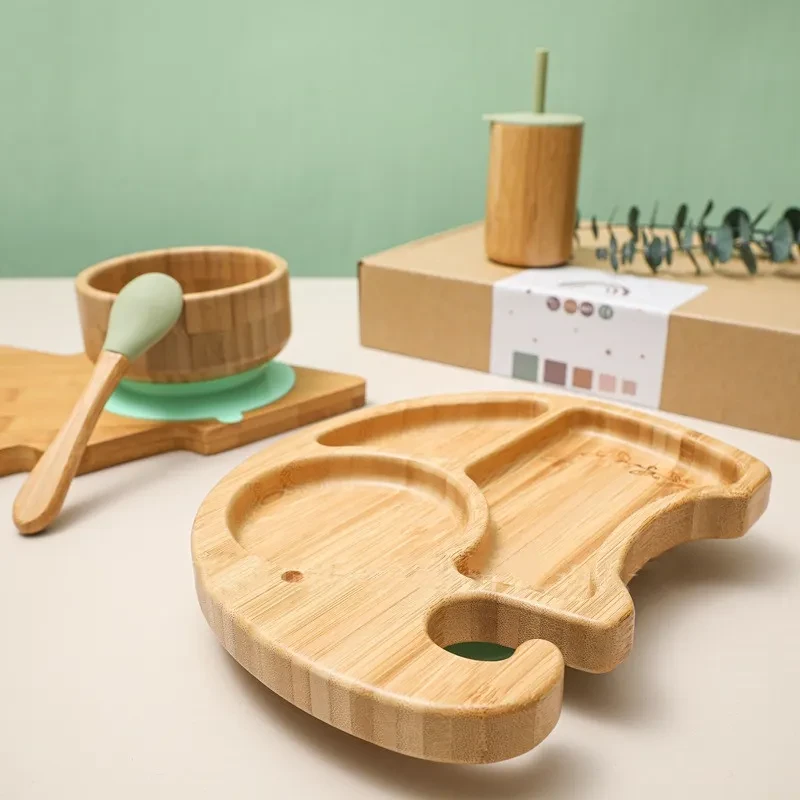 Juego de cuatro platos llanos de bambú redondos con ventosa de elefante para niños
