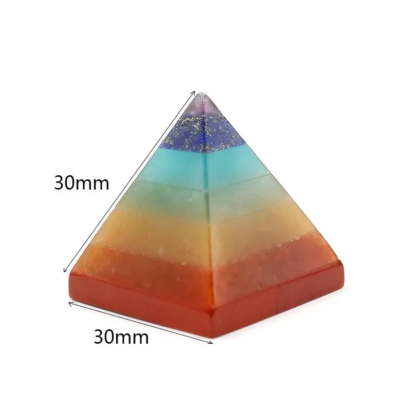 Pirámide de chakras colorida de piedra de cristal natural