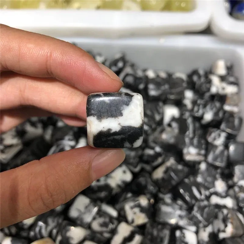 Maceta de piedra cebra natural con bloque de cristal
