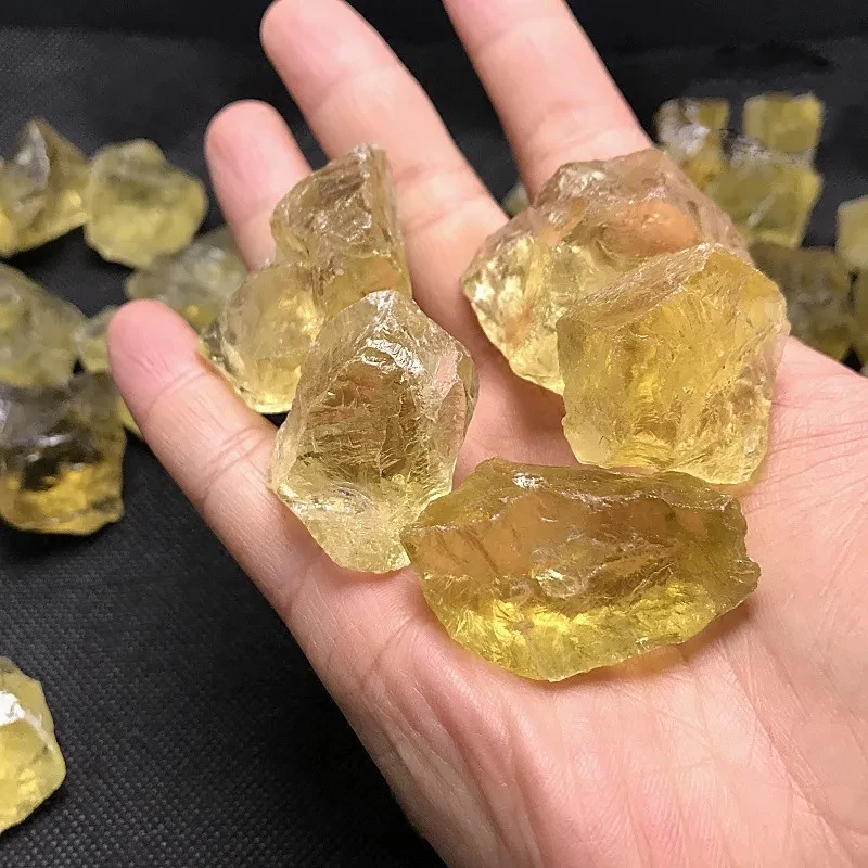 Adornos de mineral de piedra bruta de citrino natural