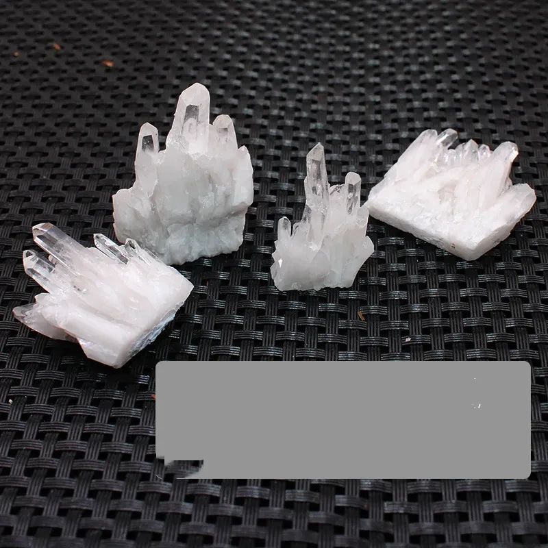 Adorno de racimo de cristal blanco natural, piedra rugosa