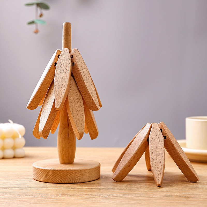 4 salvamanteles de madera con diseño de árbol