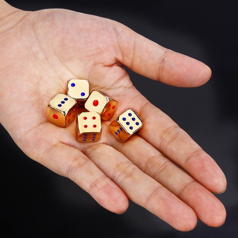 Juego de 5 dados metálicos creativos, dorados y plateados, divertidos dados de juego con puntos de colores.
