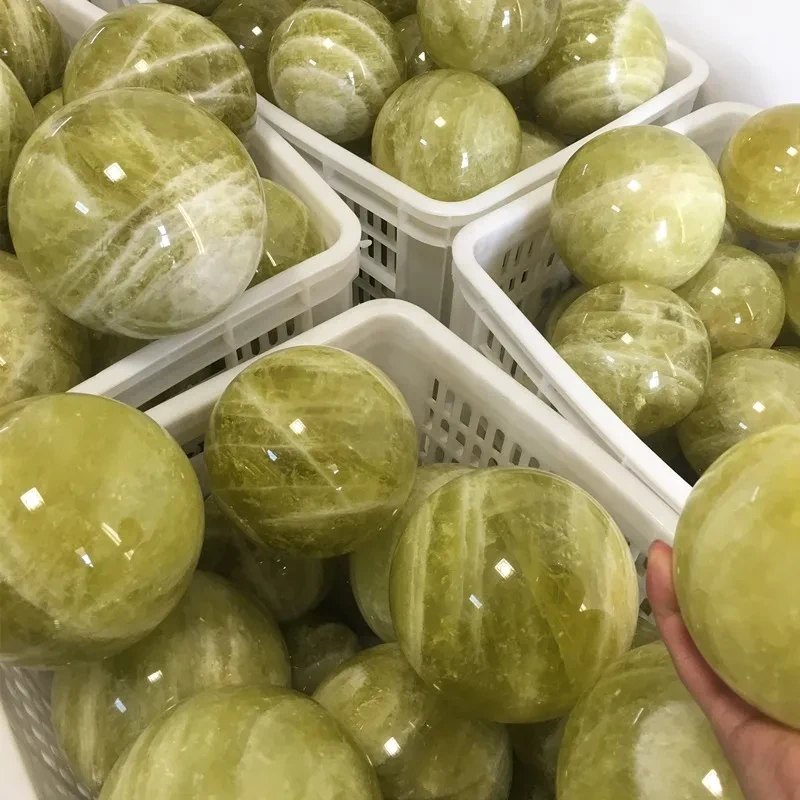 Transferencia de piedra natural de cristal en bruto para atraer la riqueza