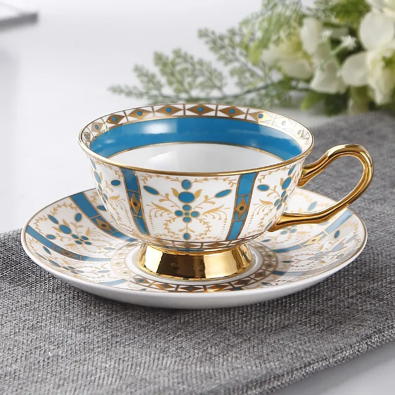 Juego de café de estilo europeo, juego de taza de té de la tarde de porcelana inglesa.