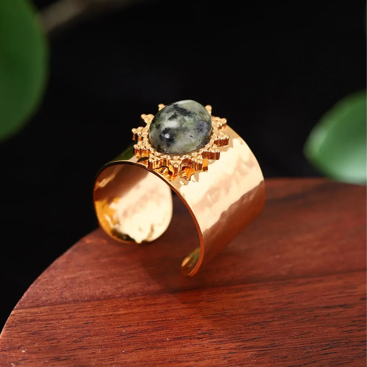 Anillo de piedra natural Pulsera de piedras preciosas de alta calidad que combina con todo