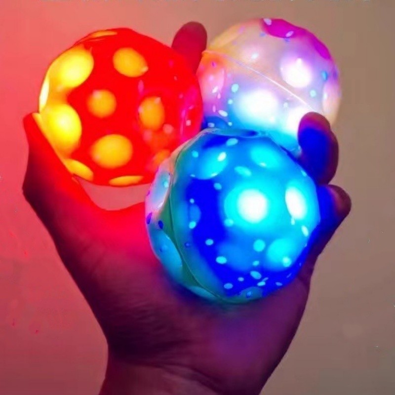 Bola espacial LED brillante de rebote extremadamente alto