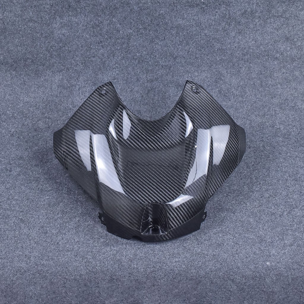 Adecuado para BMW S1000RR Cubierta de tanque de combustible modificada Cubierta protectora de tanque de combustible de fibra de carbono 2015-18