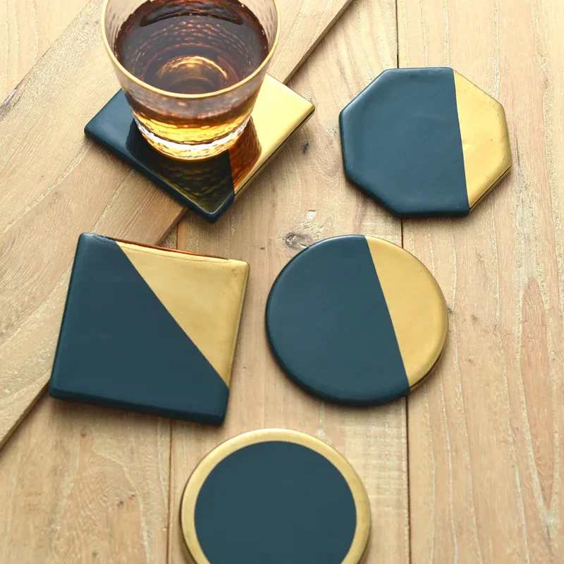 Posavasos vintage de cerámica dorada verde