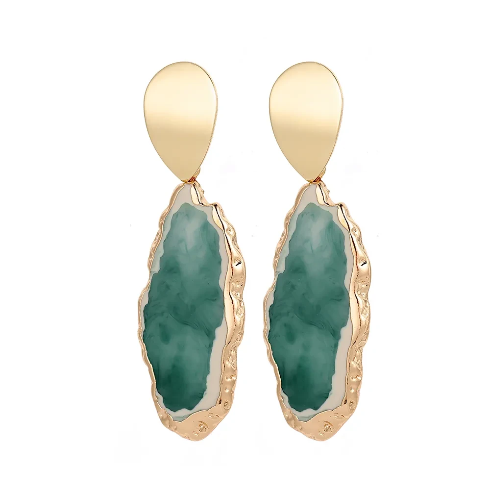 Pendientes de jade artificial de forma irregular