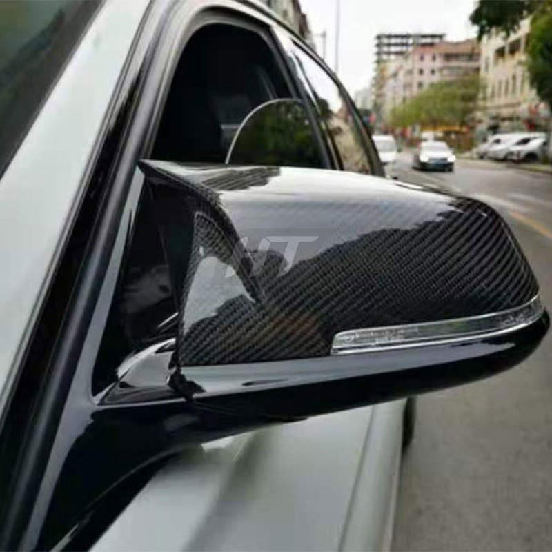 Carcasa de espejo retrovisor de fibra de carbono negra brillante con bocina universal