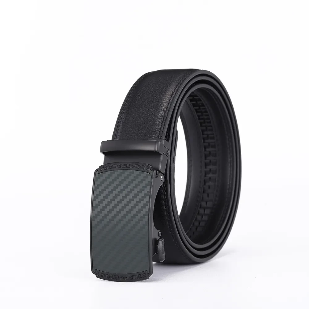 Cinturón de cuero con hebilla automática para hombre