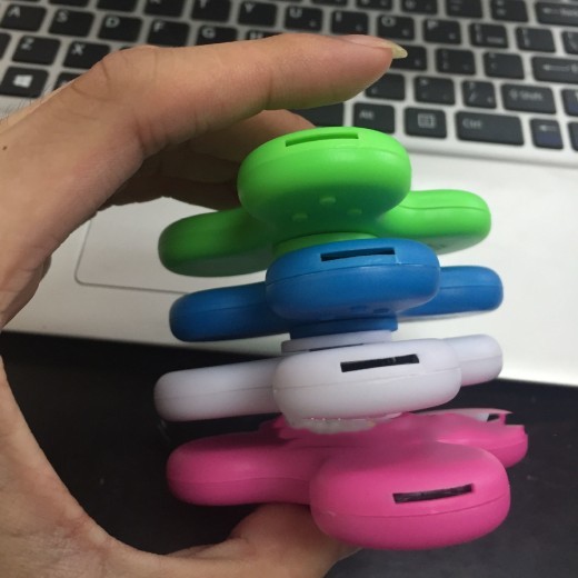 Juguete EDC Fidget Spinner con altavoz Bluetooth y música