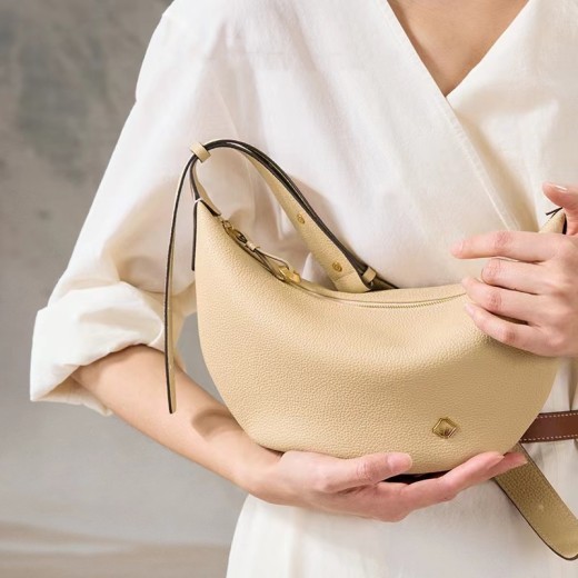 Bolso bandolera de gran capacidad con asa de barco suave